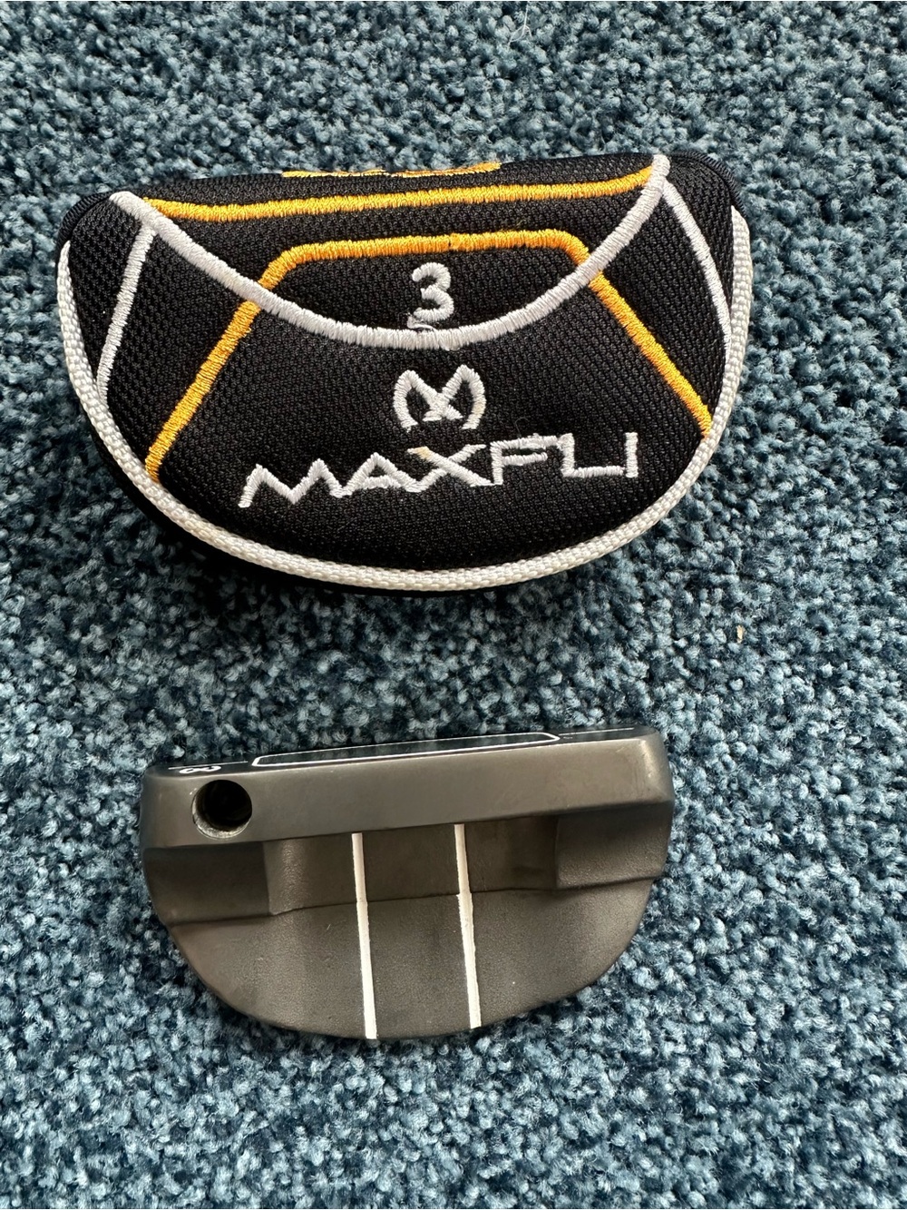 Maxfli c3 golf putter head cover and putter head with C3 logo